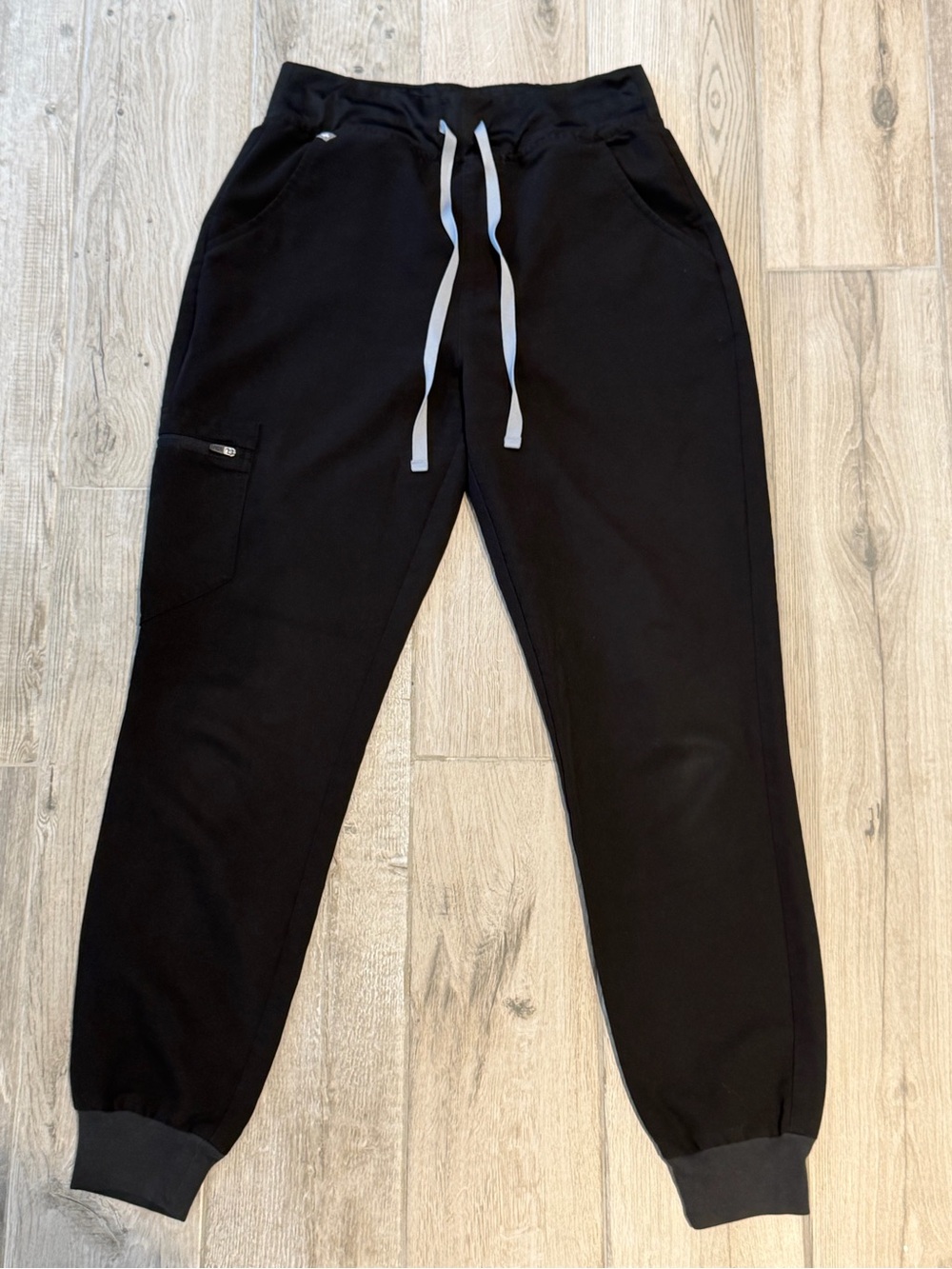 FIGS Women’s Scrub Pants – Style W22SW2012 | Small high waist